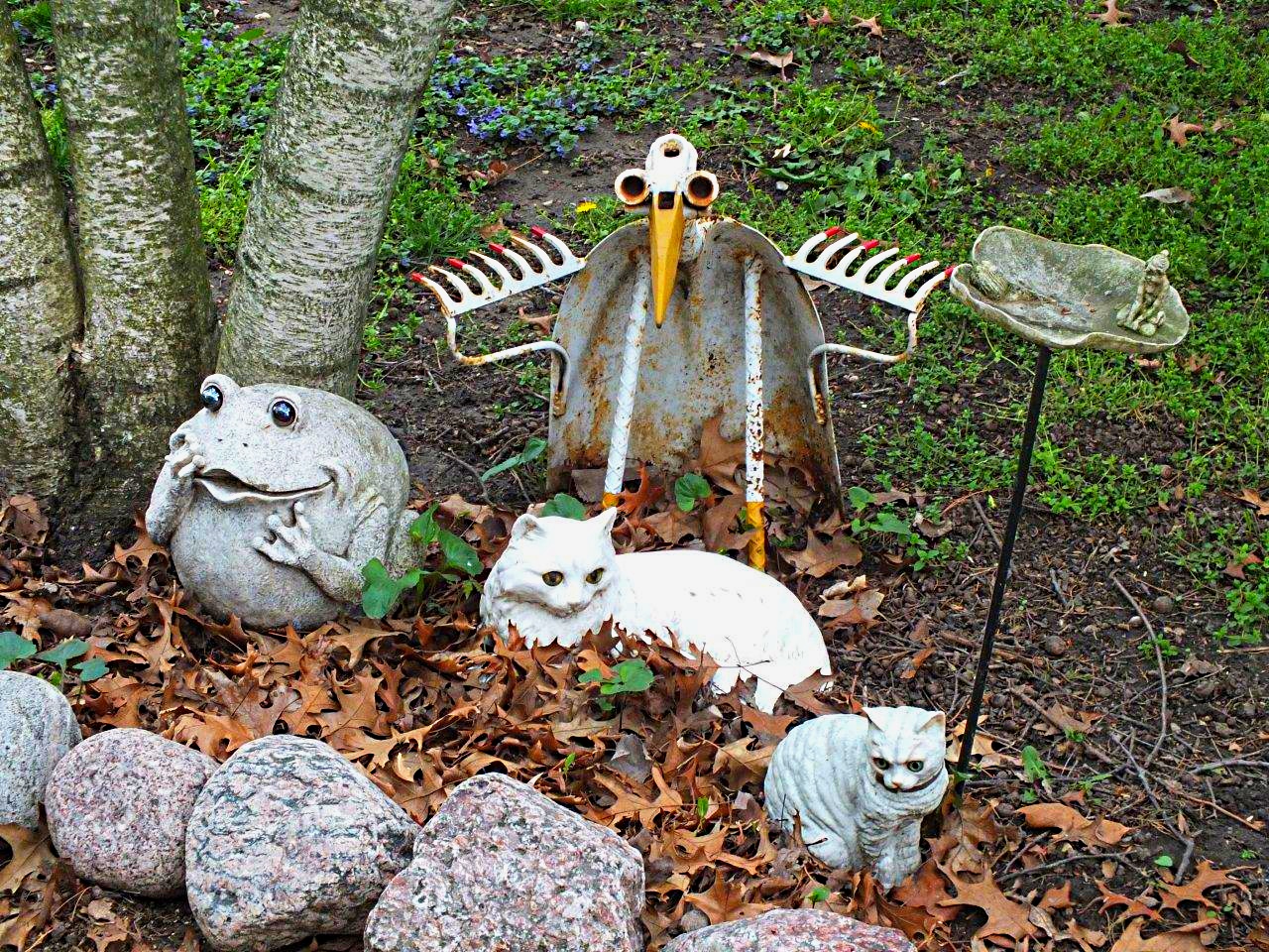 United we stand... by Thomas Peace 2013